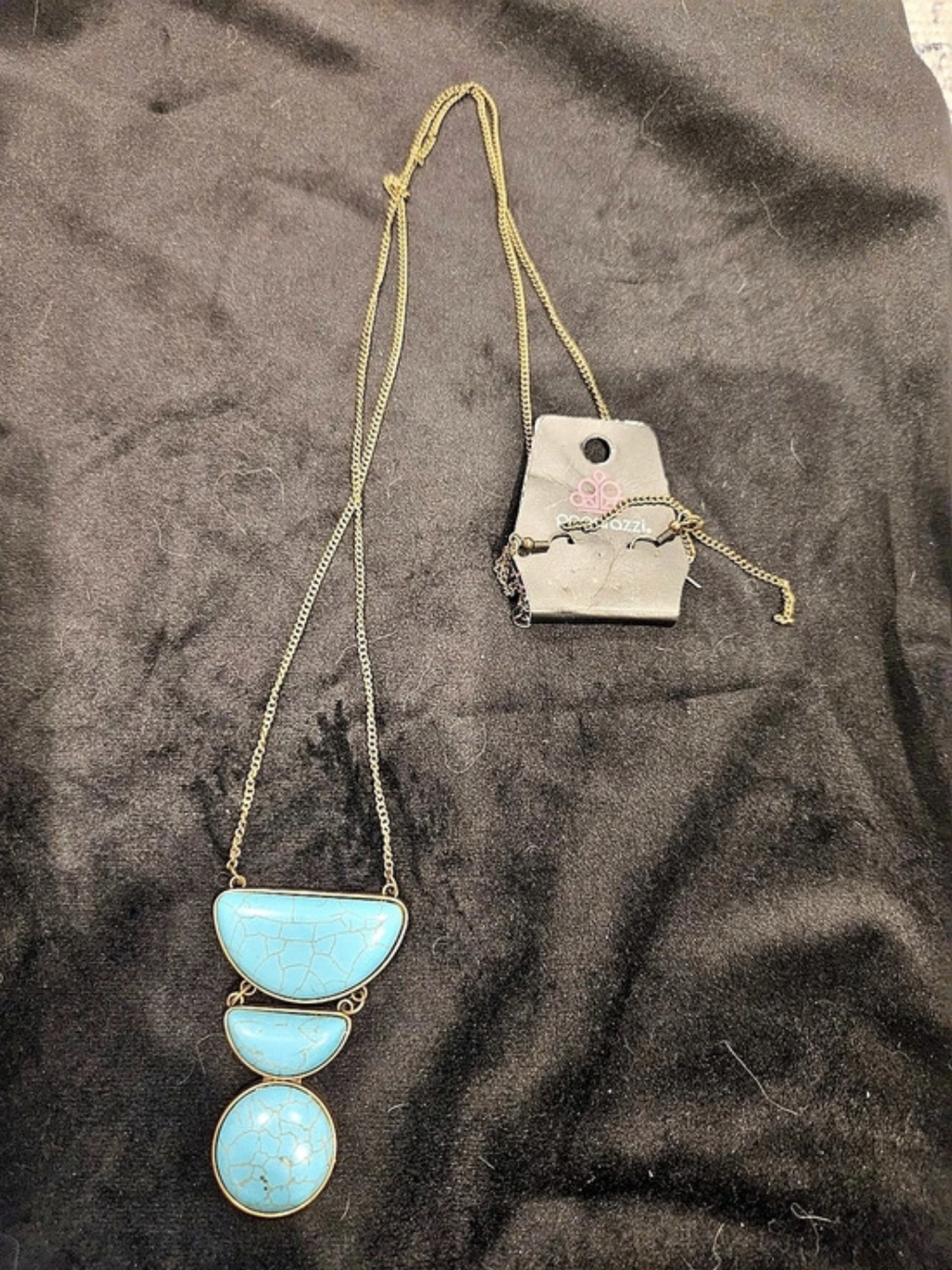 Paparazzi Turquoise Pendant Necklace in Blue & Gold